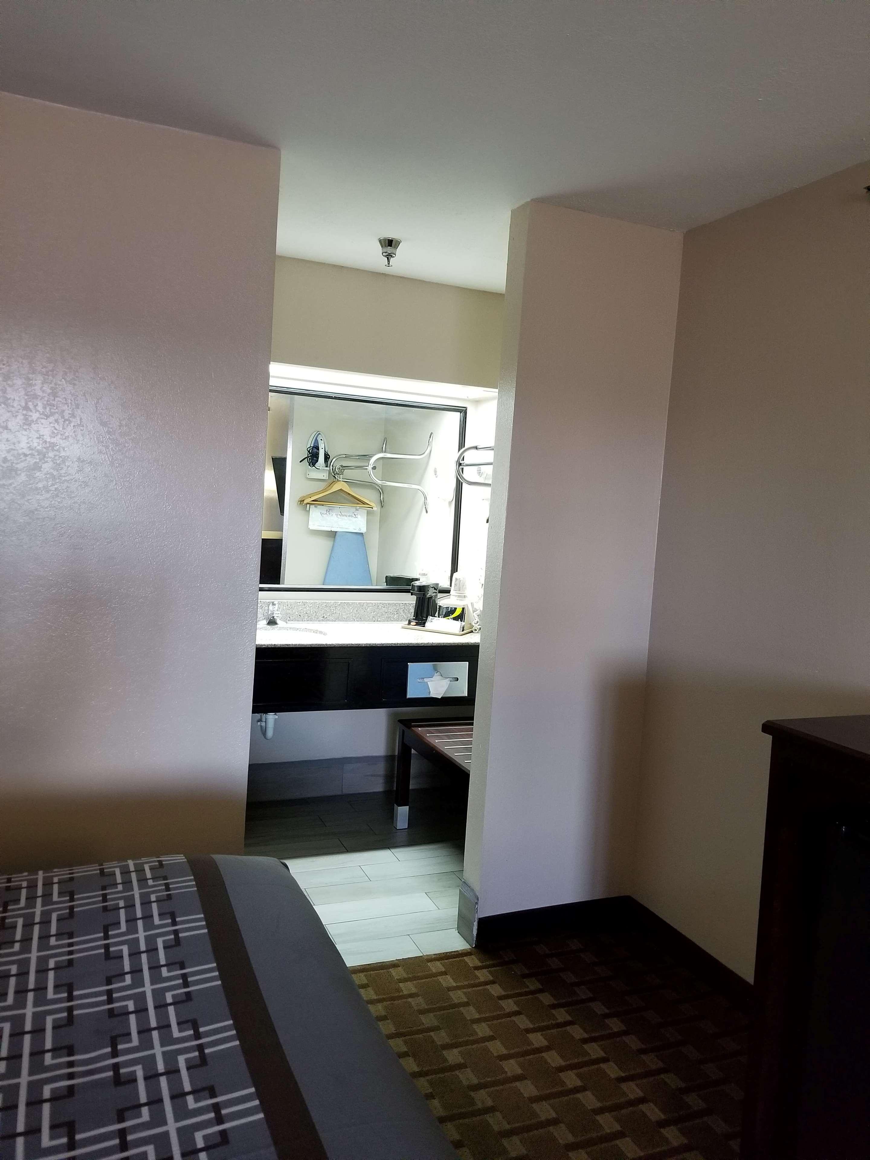 Surestay Hotel By Best Western Террелл Экстерьер фото