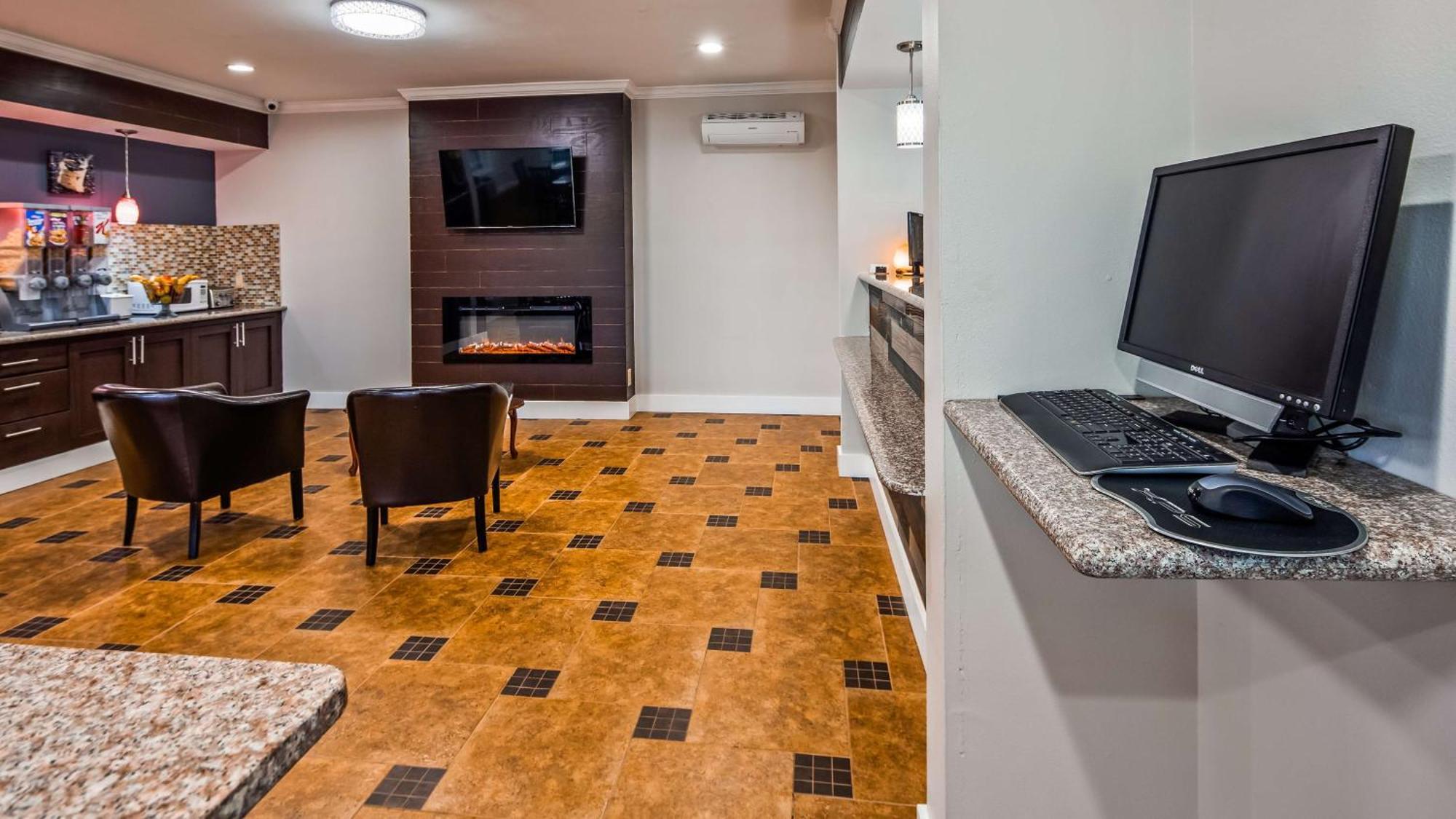 Surestay Hotel By Best Western Террелл Экстерьер фото