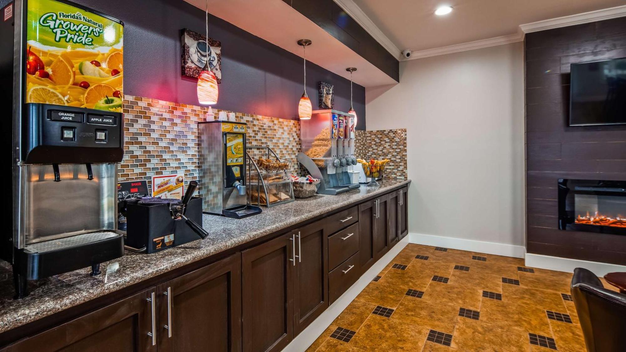 Surestay Hotel By Best Western Террелл Экстерьер фото